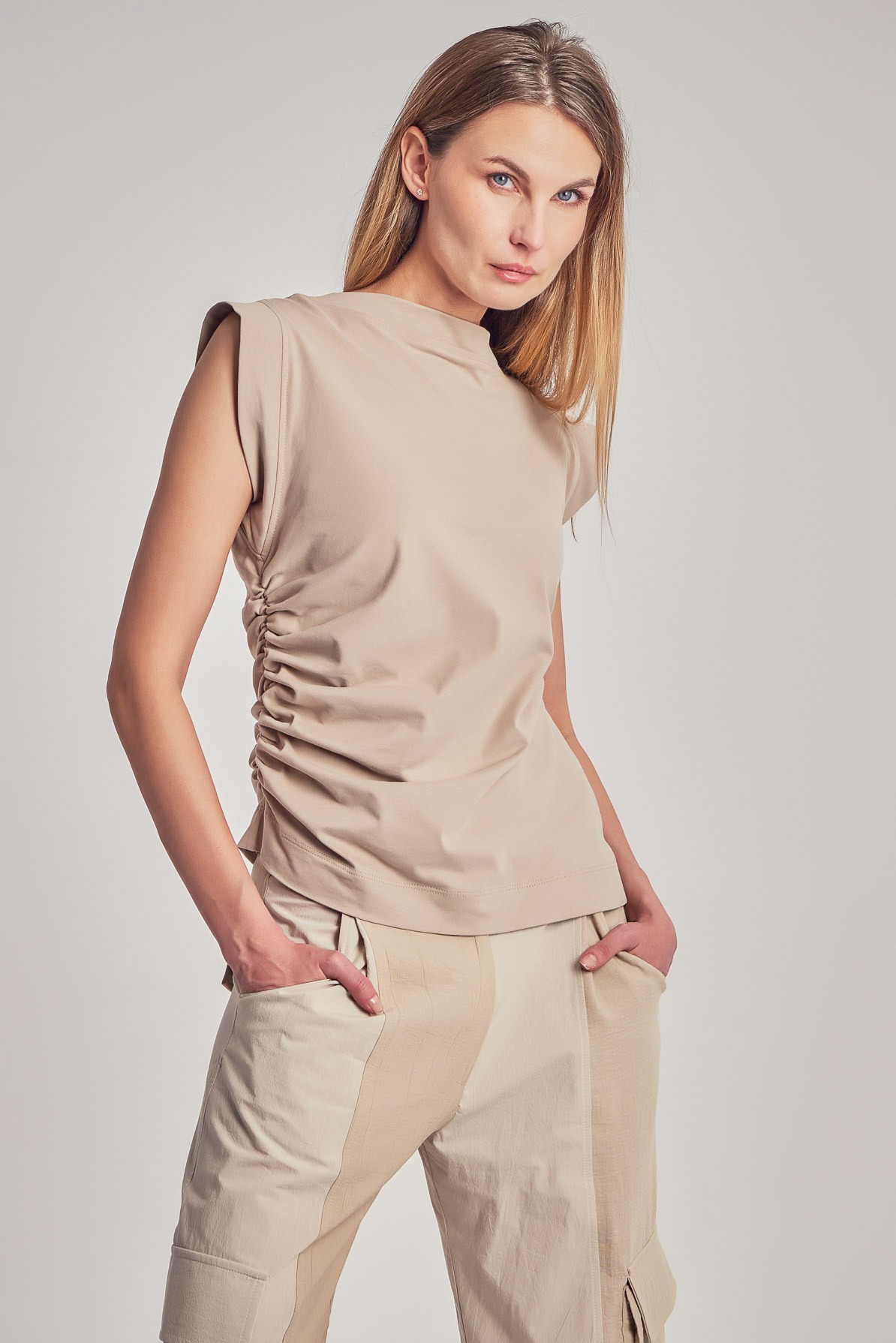 Product Image for Top Ami (bej)