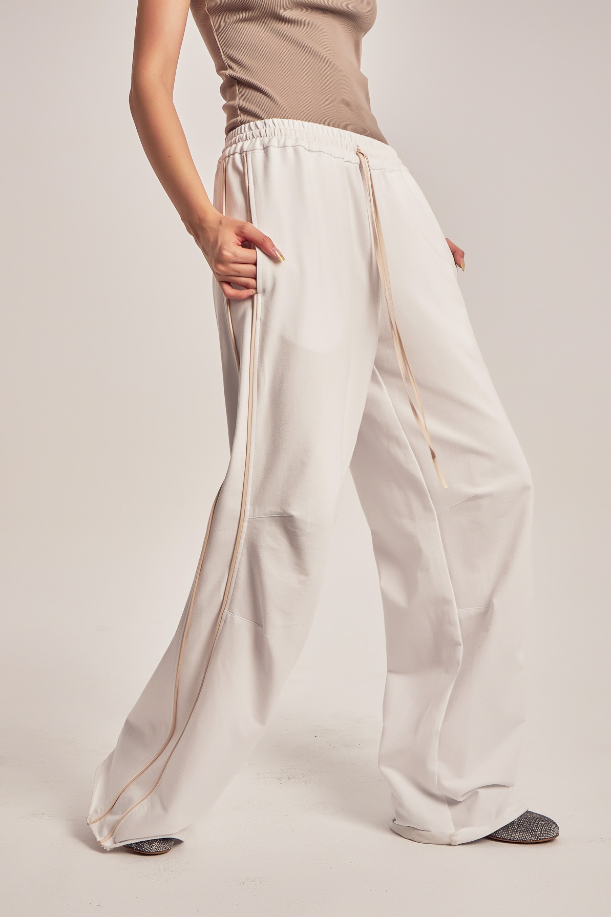 Product Image for Pantaloni Lulu (alb)